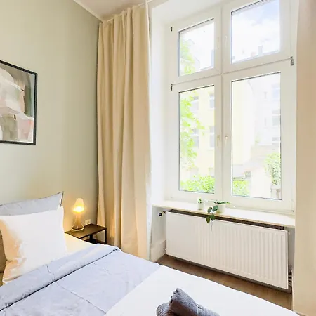 Bege Homebase Apartment