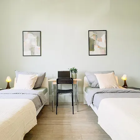 Bege Homebase Apartment *