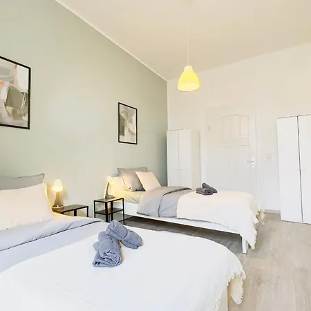 Apartment Bege Homebase