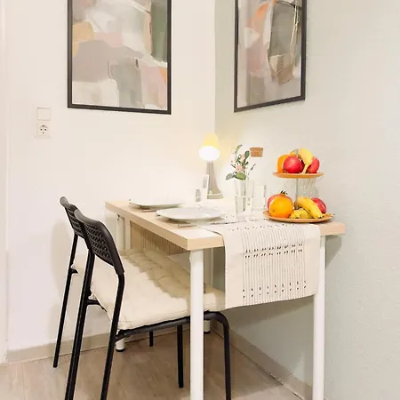 Apartment Bege Homebase *
